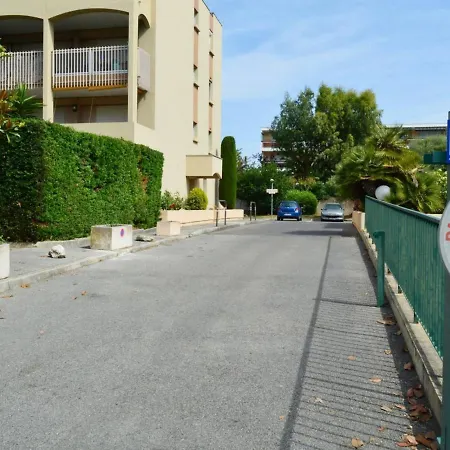 Antibes, 2 Pieces, 4 Personnes - Fr-1-252-147 아파트